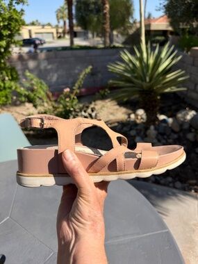 TAMARIS Chic Tan Nude Women's Comfort Travel Sandals